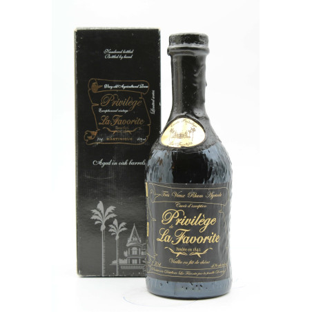 LA FAVORITE - RHUM VIEUX - PRIVILÈGE LA FAVORITE 2015 - 40% - 70CL