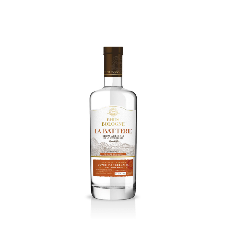 BOLOGNE - RHUM BLANC - LA BATTERIE - 58,6% - 70CL BOLOGNE - RHUM BLANC - LA BATTERIE - 58,6% - 70CL
