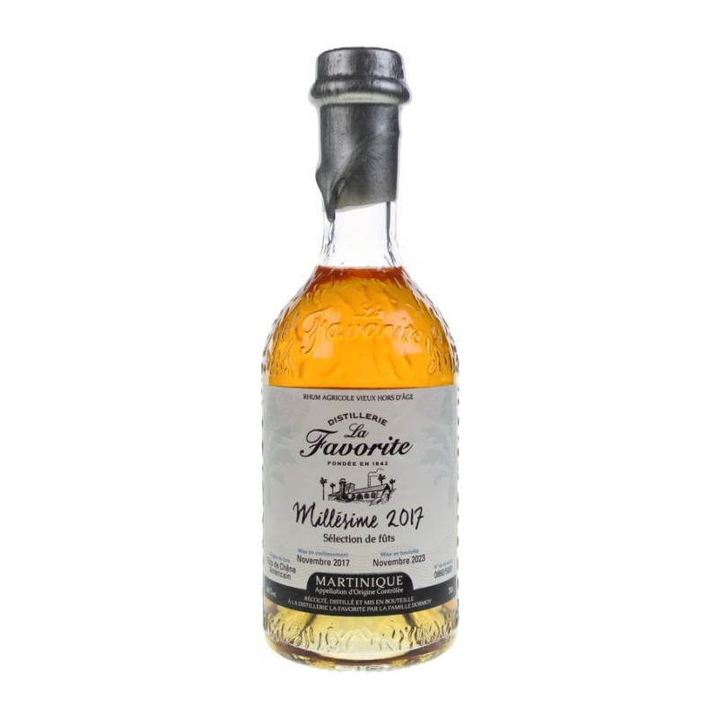 LA FAVORITE - RHUM VIEUX - 2017 - 6 ANS - 46% - 70CL LA FAVORITE - RHUM VIEUX - 2017 - 6 ANS - 46% - 70CL